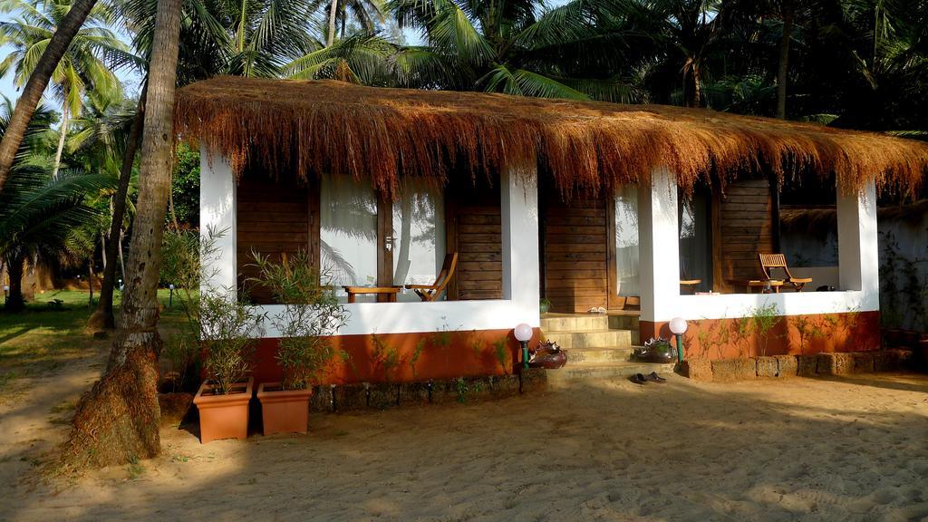 Mamagoa Resort Morjim Luaran gambar