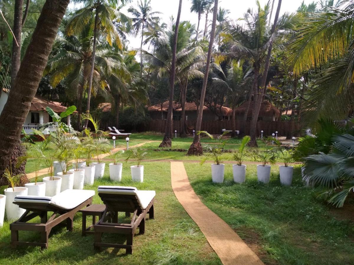 Mamagoa Resort Morjim Luaran gambar